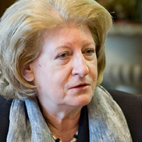 On. Prof.ssa Hanna Suchocka (Polonia)